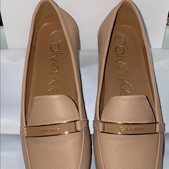 🎀Calvin Klein Leta Leather Loafers - Picture 2 of 6